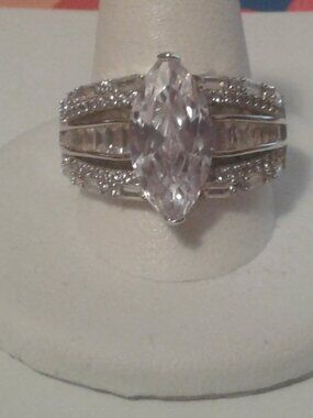 Bella Luce Platinum Plated Ring 8.12ctw. Size 10